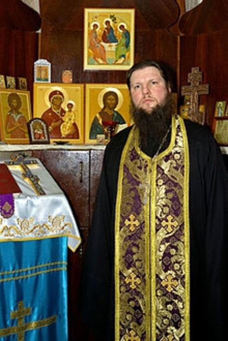 17 октября 2013 года духовником Челябинской православной гимназии, а также настоятелем храма в честь Святых Равноапостольных Кирилла и Мефодия, был назначен протоиерей Алексей Зайцев.